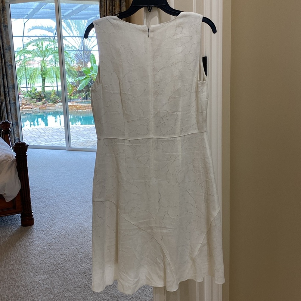 Ellie Tahari off white dress size 6 - Picture 4 of 4